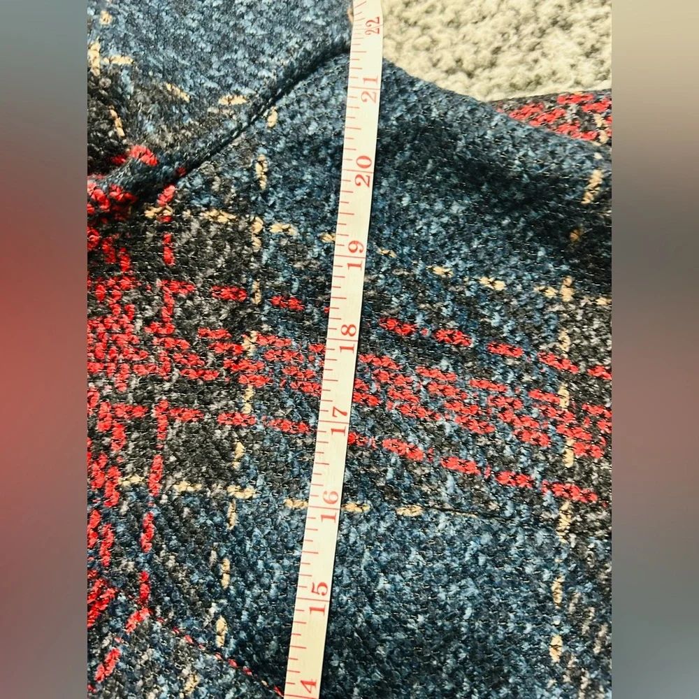 NYC New York Clothing Co. Red and Black short Coat 
Vintage look - Picture 11 of 13